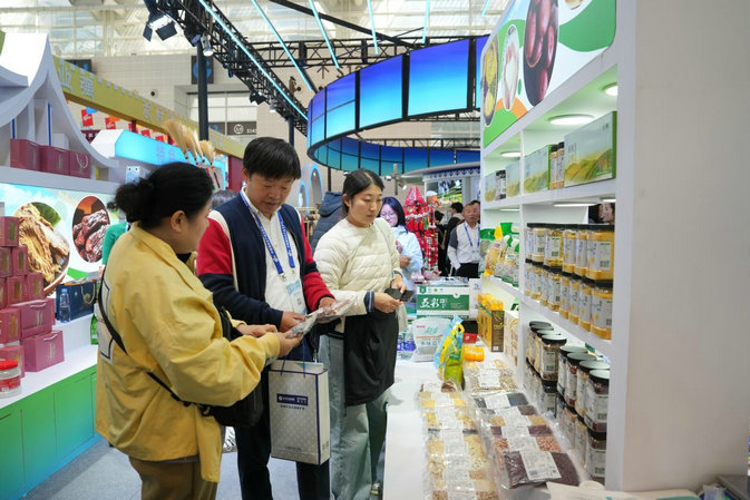 1760837474677277.jpg 開幕4.jpg