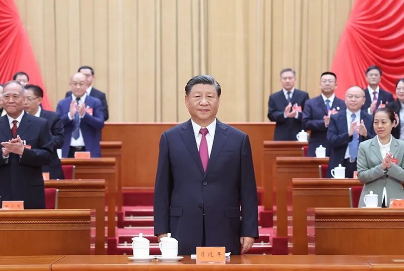 △2023年10月9日，中國工會第十八次全國代表大會在北京人民大會堂開幕。習(xí)近平總書記到會祝賀。