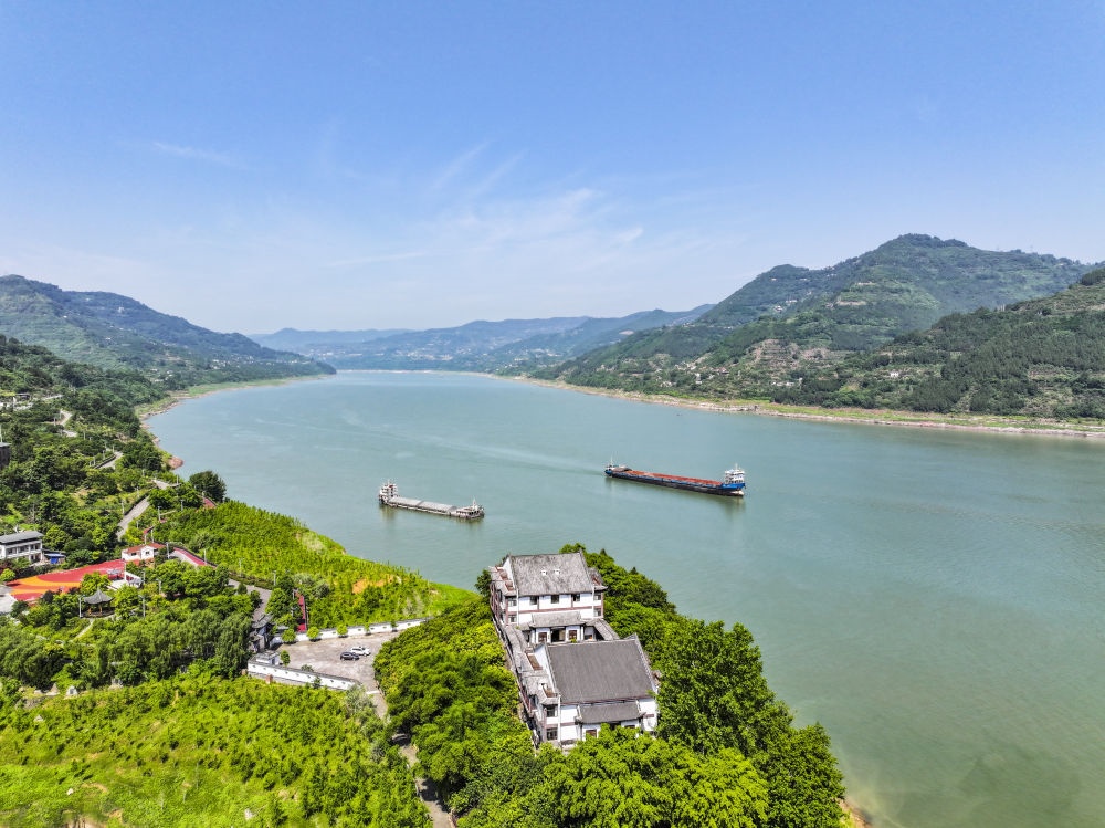 長江重慶萬州段景象（2024年5月15日攝，無人機照片）。新華社記者 王全超 攝