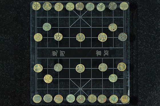 宋代中國(guó)銅象棋子。主辦方供圖