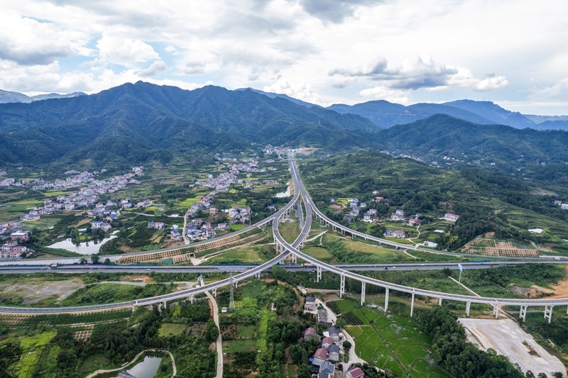 確?；緦崿F(xiàn)社會主義現(xiàn)代化取得決定性進展——寫在黨的二十屆四中全會召開之際